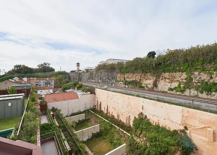 Bright W Balcony, Ac, Parking, By Timecooler Lisboa