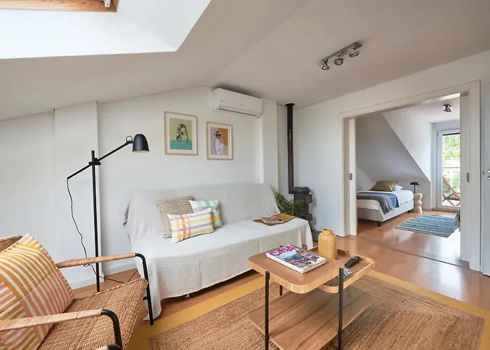 Bright W Balcony, Ac, Parking, By Timecooler