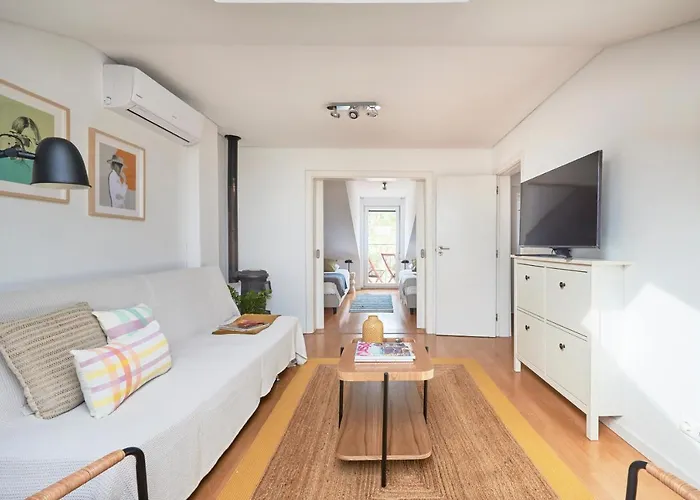 Bright W Balcony, Ac, Parking, By Timecooler * Lisboa