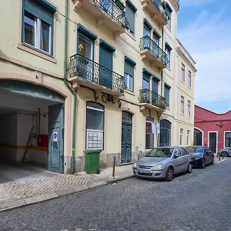 Bright W Balcony, Ac, Parking, By Timecooler Lissabon