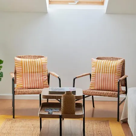 Bright W Balcony, Ac, Parking, By Timecooler Lissabon